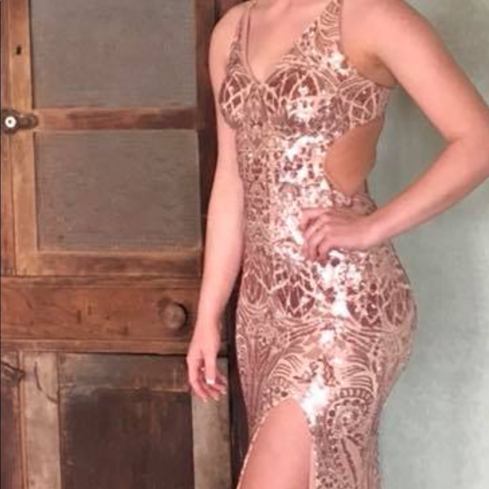 Prom/formal dress